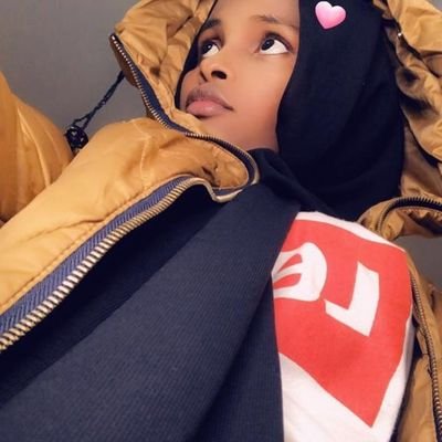 Ummull11's profile picture. 