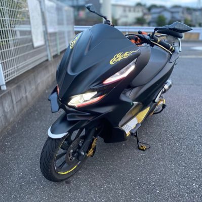 もこ Pcx125jf81 カスタムパーツが届くと我が家のヌッコが集まってくる バイク好きと繋がりたい バイク乗りと繋がりたい Pcx Jf81 Honda もこ Pcx125jf81 カスタムパーツが届くと我が家のヌッコが集まってくる バイク好きと繋がりたい バイク乗りと繋がりたい Pcx Jf81 Honda
