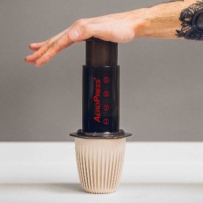 The AeroPress Coffee Maker

☕ Barista Style Coffee
🏡 Home And On The Go
♻️ Great Taste With No Waste
💰 High Quality, Low Cost £29.99