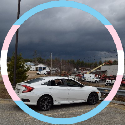Storm chaser and meteorology student @ VTSU. Certified SKYWARN spotter from NH | Chaser for @chasing_north | she/they | opinions are my own. (🌪 2?)
