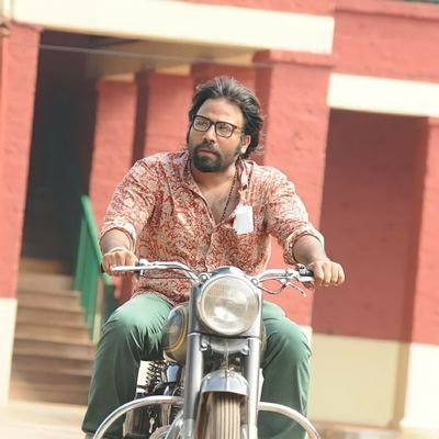 Usthad8055's profile picture. 