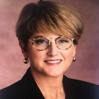 Associate Dean @WMUMedicine, eyewear enthusiast. Passionate about WMed & becoming a national leader among medical schools.