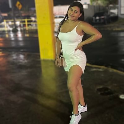 TamylledW's profile picture. IG: _.tee.w_  UAGM Carolina 😌