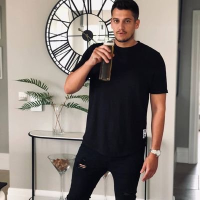 ⭐️ | Business Coach.
🧠 | Mindset.
💱 | Bitcoin Analyst
📉 | Analysis Mentor.
🚀 | income Creator.
- Success is better when its shared ⬇️