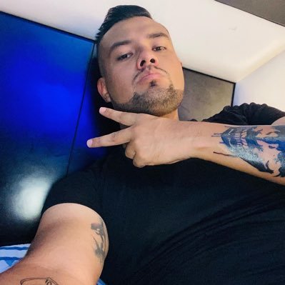 AndradeLuis22's profile picture. 