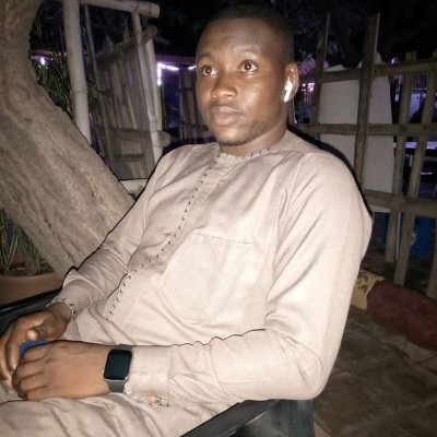 Umardutse's profile picture. 