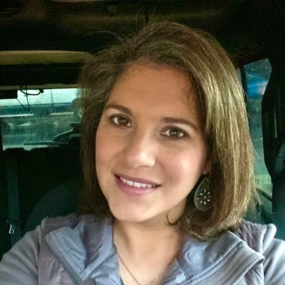 6th grade science teacher for Comal ISD🧪🔬🔭⚗️, lover of animals 🐰🐶🐶, and baseball mom ⚾️