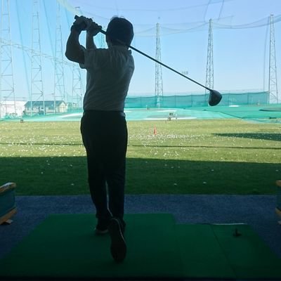 GOLFを自分なりに楽しみたい！⛳ 🏌️
いろいろな情報もアップし、地道に前向きに練習して上達を目指します‼️
ゴルフ関連情報もアップし、ゴルフ以外の事も呟きます。よろしくお願いします。
お気軽にフォローお待ちしています。