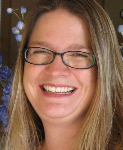 SHDesignFL's profile picture. Accused of always looking something up on my phone.