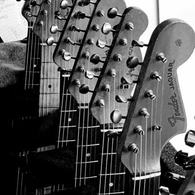 Ali.
you don't know me.
I'm a John Frusciante, John Mayer, Jimi Hendrix, Stevie Ray Vaughan Frankenstein.