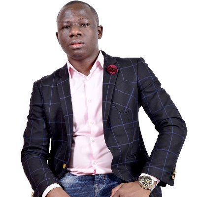 CornyDahBold's profile picture. Website & Graphics Designer | Father to Many | Proud Stoner | Entrepreneur | Religion is LOVE | Potential Future Husband