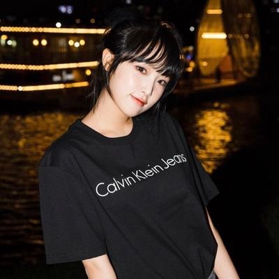 If it's a dream, then I won't wake up - Choi Yena // Dont worry, you're just as sane as I'm 🦅