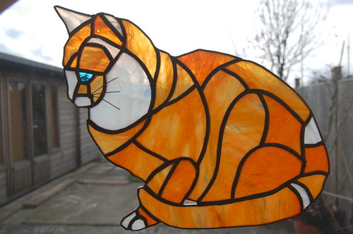 I specialise in making stained glass windows and high quality fused glassware to enhance your home and garden.