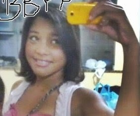 Legal pergunte aos meus amigos
Carinhosa e que adora um chameguinho
Doida,Retardada naum e sim muito feliz...