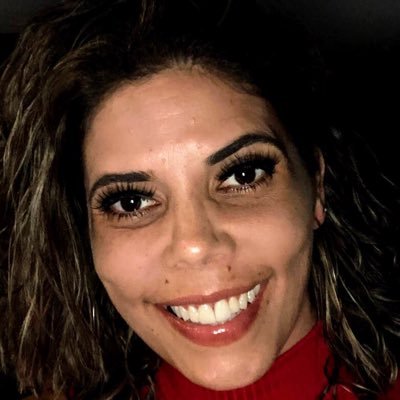 Professora de História
Mãe da Camilla e do Matheus
🧩🧩Autismo
🌈Respeito
💍Manoel
4.0
Feminista
Cristã
Se teus olhos forem bons, todo o teu corpo terá luz