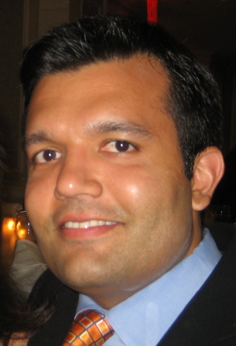 Dr_Dhalla's profile picture. Welcome. I aim to highlight #trends in #gastroenterology, #health / #nutrition, medical training & practice, #research from my young physician vantage point