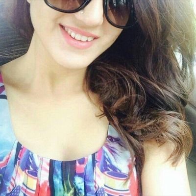 महिलाओं को उनके अधिकारों से अवगत कराती हूँ अगर इसलिए मै नारीवादी हूँ तो फ़क्र है कि मै नारीवादी हूँ।