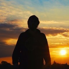 Omid875's profile picture. خاک پای  مردم ایران 
مخالف دیکتاتوری شاه و شیخ، براندازم