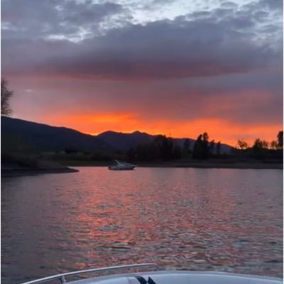 GrowUp1_'s profile picture. I have the best family in the would!! Dog lover!!