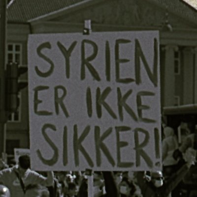 Updates from activists and grassroots organizations supporting SFDs Sit-In  
(see pinned tweet for context) 

// Tweets in English and Danish