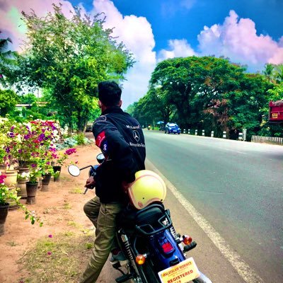 TRAVELMAD4's profile picture. TRAVELLIG 🌍🏍🏍🏍.. BIKE RIDING …