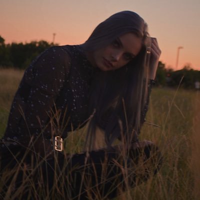 singer/ songwriter finally fulling a passion of mine insta: ashlynn.1823 tiktok: ashlynn1823