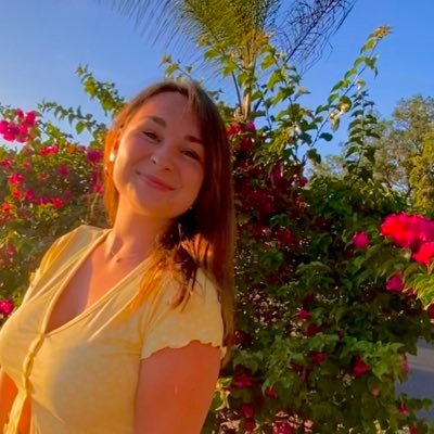 lizzie_messy's profile picture. iu otd ‘25