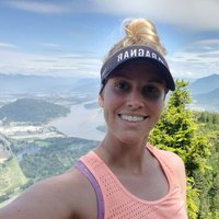 Sarah Bean - @runsforpinot Twitter Profile Photo