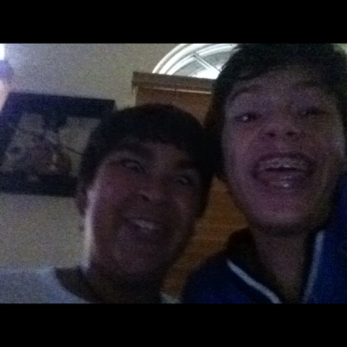 Dingglenuts's profile picture. 