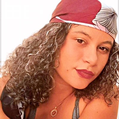 Lindo é quem te aceita mesmo sabendo a bagunça que você é. https://t.co/VWbhYw8Z7Z
