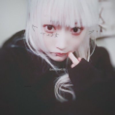 Emi76544530's profile picture. 