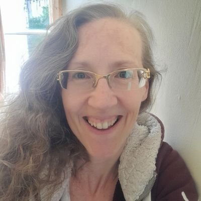 Writer of MG. Finalist Mslexia C&YA Novel '24, SL Wells Book for Children '24, Yeovil C&YA '23 & Firefly Press '22 📚. #MGPugFish. #ND. STEM IRL 🧮. She/her.