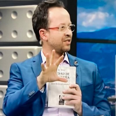 Psicólogo. Profe. Socio @naranjocalad. Director @c3comporta. Estratega. Analista político y económico. Bio en https://t.co/ThEz6pK48N