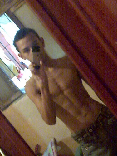 Meu FC @brtineyspears*-*msn:dodo_feifel@hotmail.com
SÓ SIGO QUEM ME SEGUE!!!
*-*Love who loves,me fuck whom i hates*-*    I LOVE YOU @britneyspears