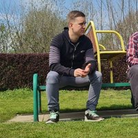 TomTom (@tomtom04567667) 's Twitter Profile