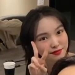 snowflakeskyyy's profile picture. 여친 ♡ 버디