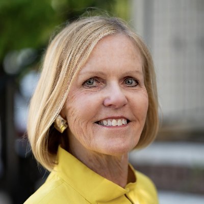 Leader, coach, proud mom, blessed wife, sales, driving change and impact with teams. Steelers fan. Opinions are my own.