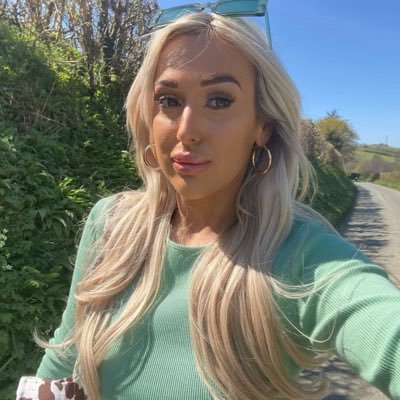 I don’t stay long on here you can text my number is you wanna get to know more about me