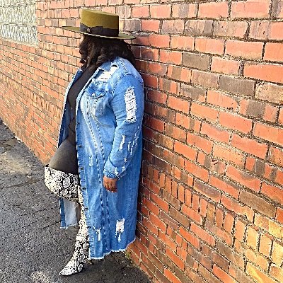 Mairi_xox08's profile picture. CU🧡💜
Alpha 💗💚
Esquire. ⚖️