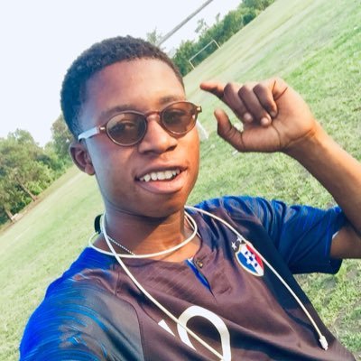 GeorgyGuetta's profile picture. Écrivain....✍🏻