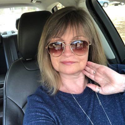 Christian 53 yr old lady living life peacefully and fully. Love my family and friends. Soon to finish my masters degree and truly enjoy enhancing my mind!