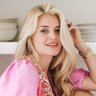 DaphneOz's profile picture. 👱‍♀️❤️👱‍♂️ = 👩👦👧👶 Emmy-winning TV host & NY Times Bestselling Author 📺 watch @MasterChefJrFOX