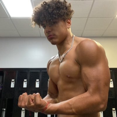 @danieladame_009
