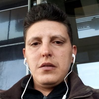 أنا من مغريبة
من مذينة ظنجة الهاتف 0687299506