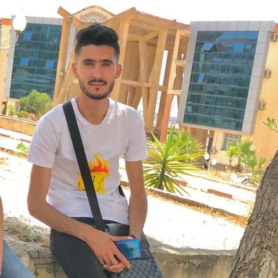 Nadjib_rafi's profile picture. who know who I am