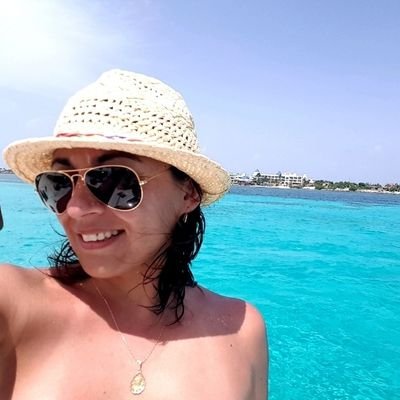 KaryDuCo's profile picture. Publicista