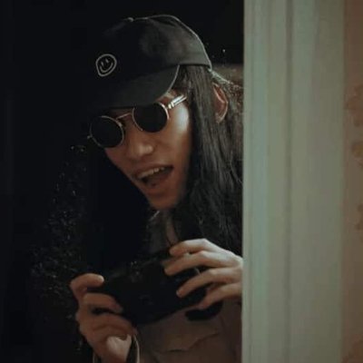 lyf_is_coding's profile picture. 