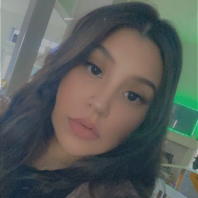 in love w/ alex ❤️️