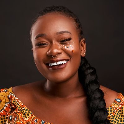 A fun loving female filmmaker!! Here to change the narrative!
Director|| Producer|| Visual Storyteller|| Scriptwriter||
Founder @film_etoile
IG @naa_afoncia