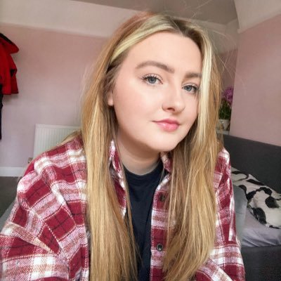 RachelMaryBlogs's profile picture. 